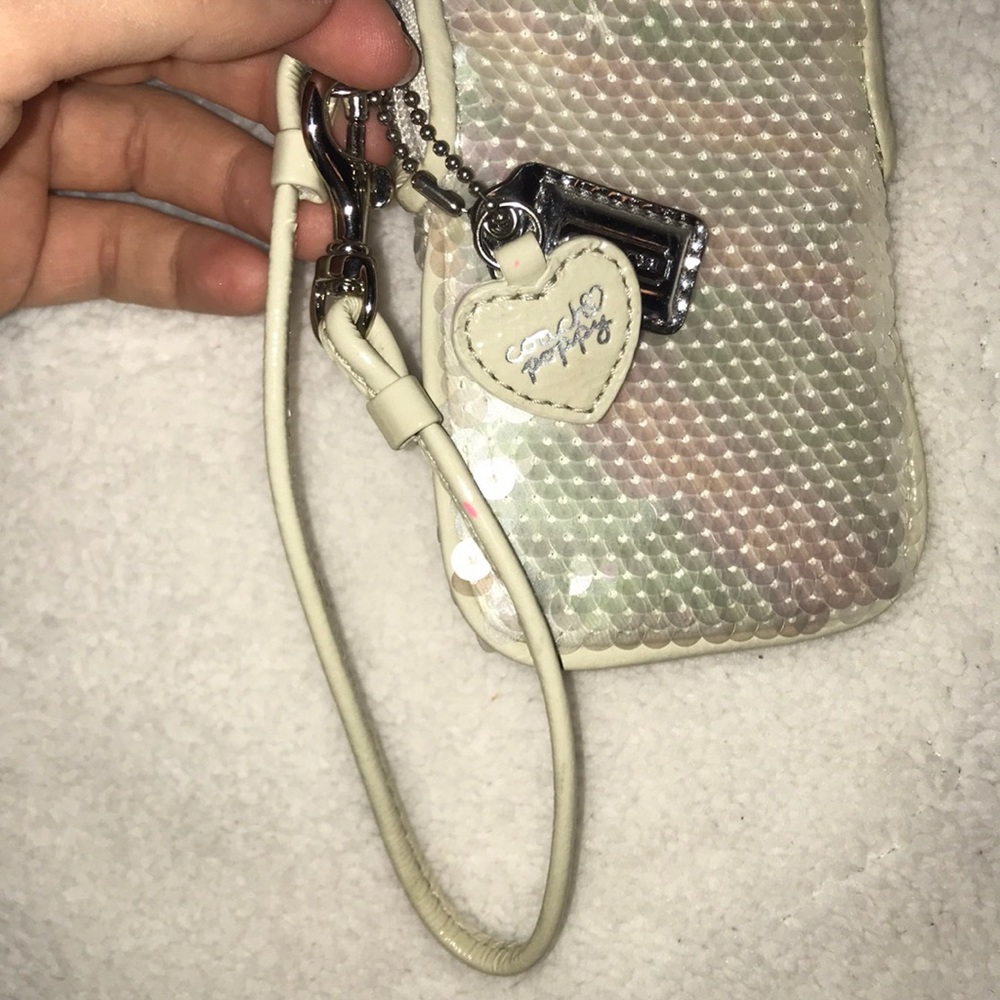 Coach💎Wristlet - Picture 3 of 6